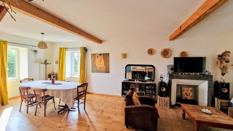 Maison en pierre - 150 m² - 7 pièces