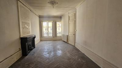 Appartement - 120 m² - 4 pièces