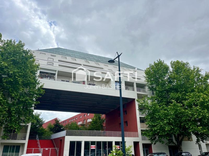 Appartement - 83 m² - 3 pièces