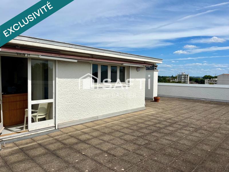 Appartement - 177 m² - 6 pièces