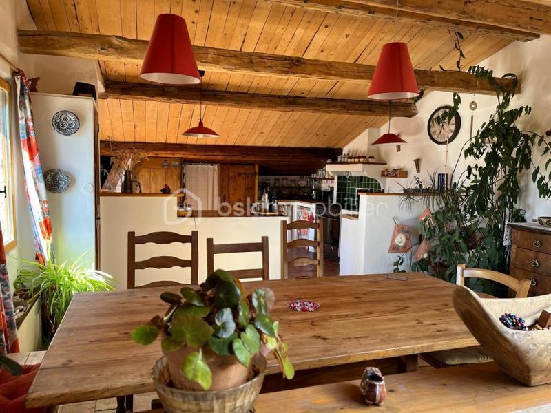 Maison ancienne - 383 m² - 12 pièces