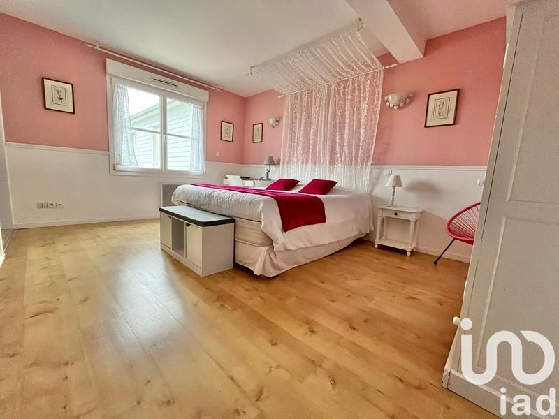 Maison - 175 m² - 6 pièces