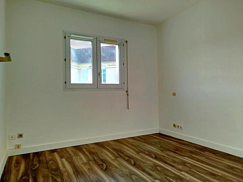 Maison de ville - 100 m² - 5 pièces