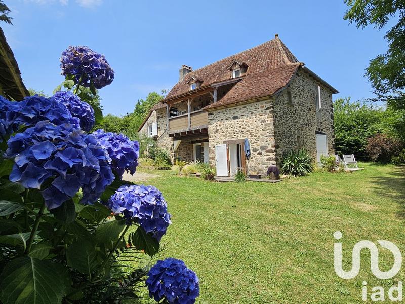 Maison - 140 m² - 6 pièces