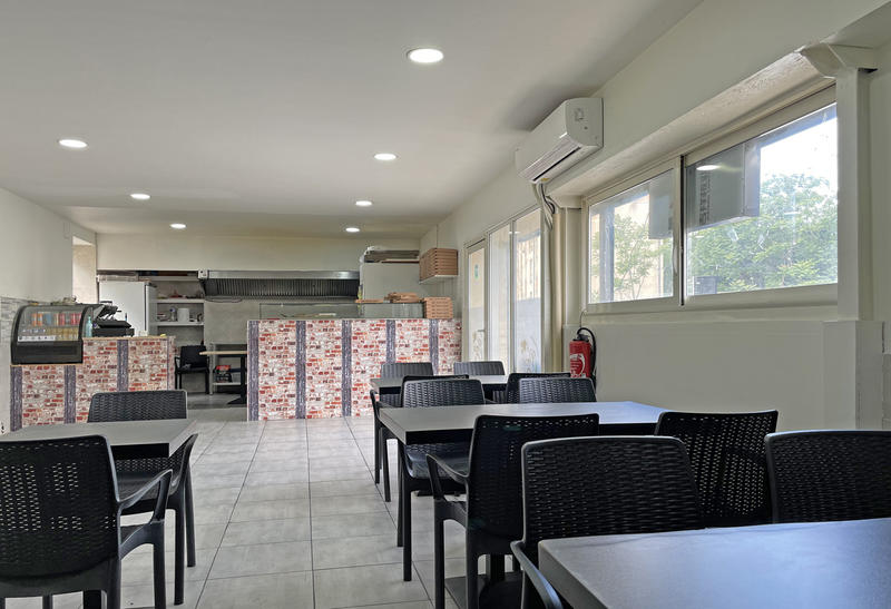 Local commercial - 150 m²