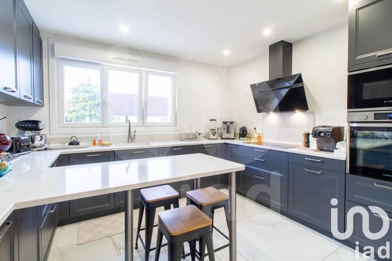 Maison - 170 m² - 6 pièces