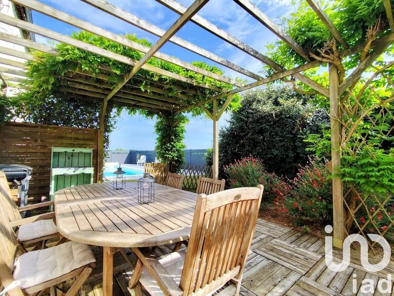 Maison - 180 m² - 6 pièces