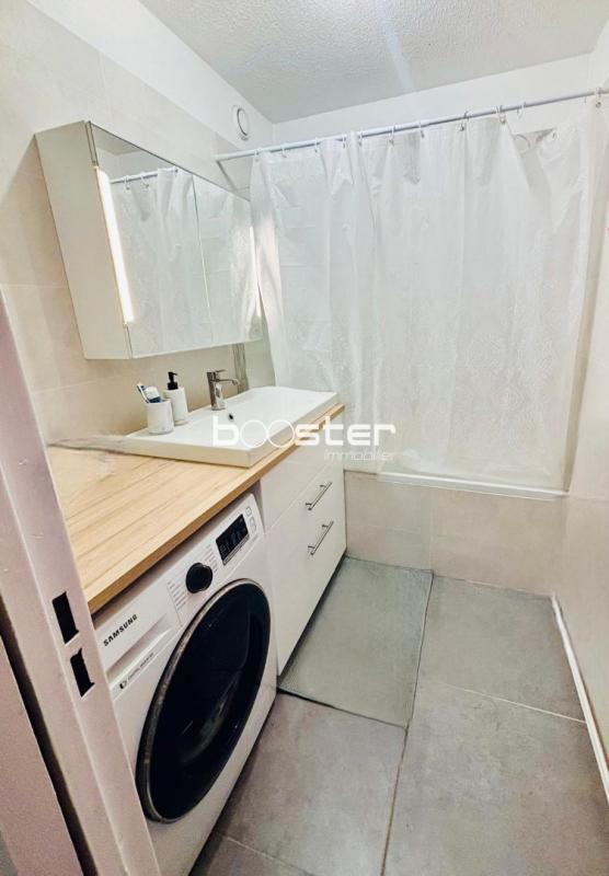 Appartement ancien - 73 m² - 3 pièces