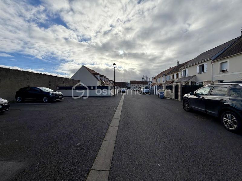 Maison - 100 m² - 6 pièces