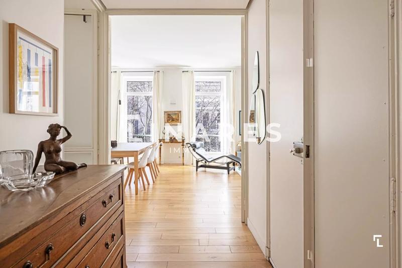 Appartement - 95 m² - 3 pièces