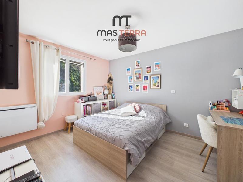 Maison - 183 m² - 7 pièces