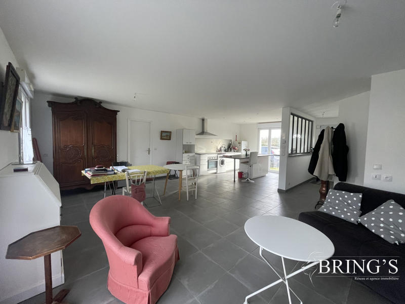 Maison - 98 m² - 5 pièces
