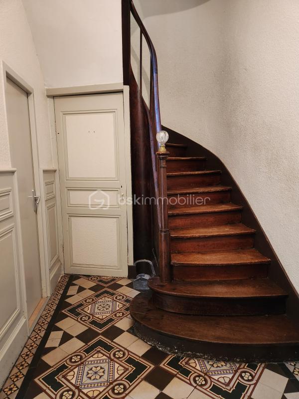 Maison de ville - 190 m² - 8 pièces