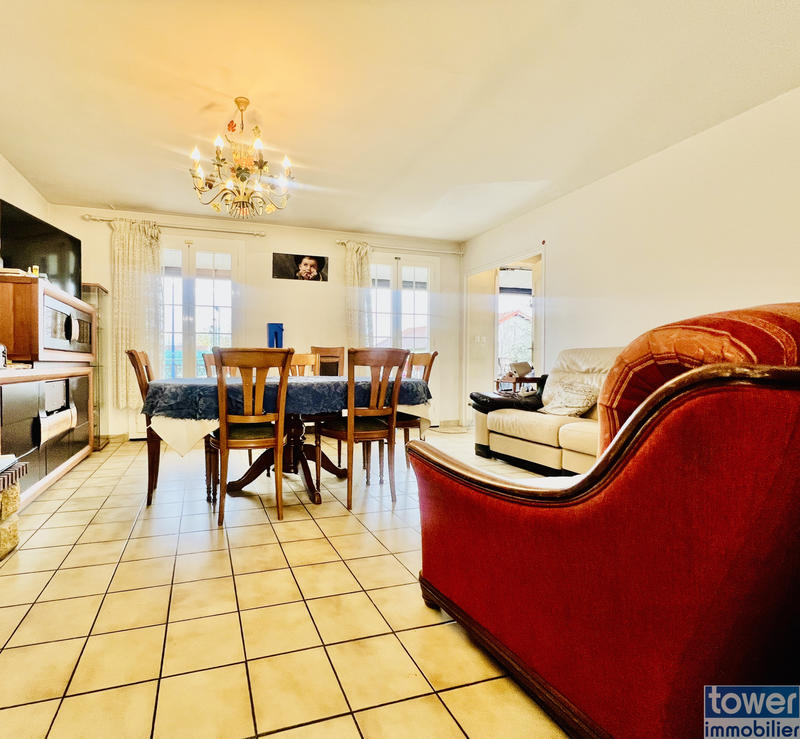 Maison - 100 m² - 4 pièces