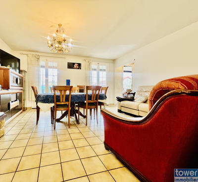 Maison - 100 m² - 4 pièces