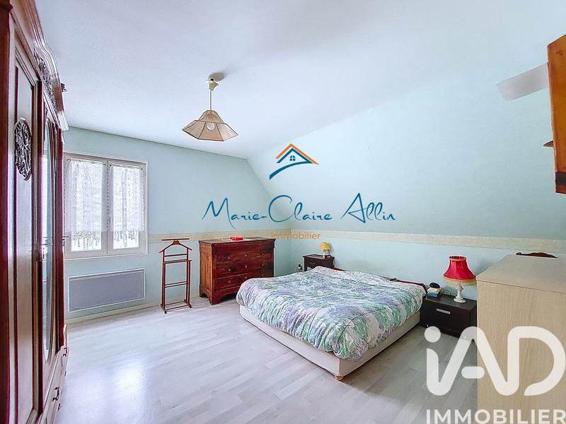 Maison - 227 m² - 9 pièces