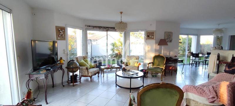 Maison - 165 m² - 5 pièces