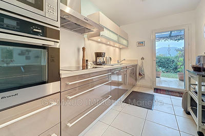 Maison - 86 m² - 3 pièces