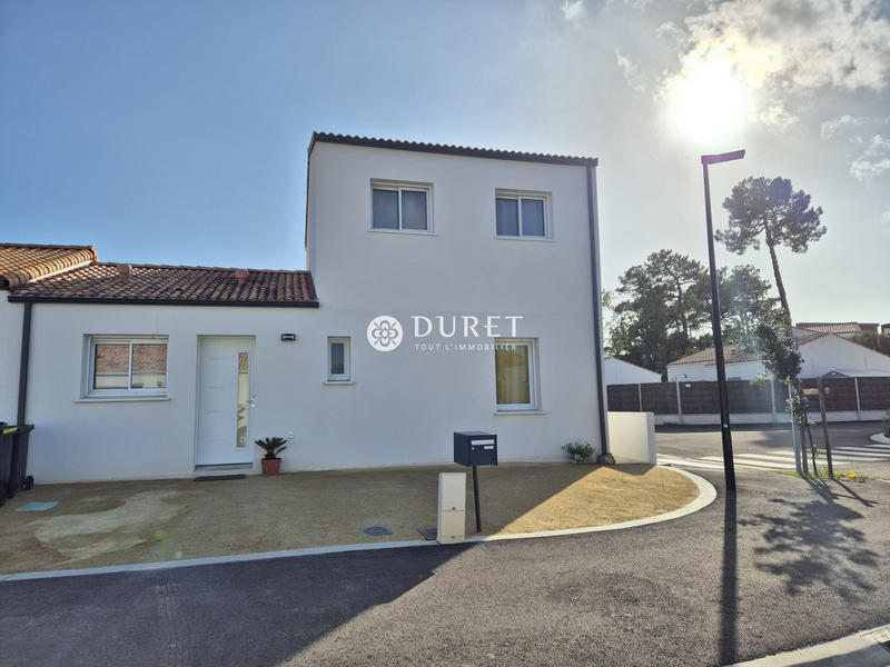 Maison contemporaine - 90 m² - 4 pièces