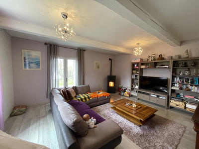 Maison - 275 m² - 7 pièces