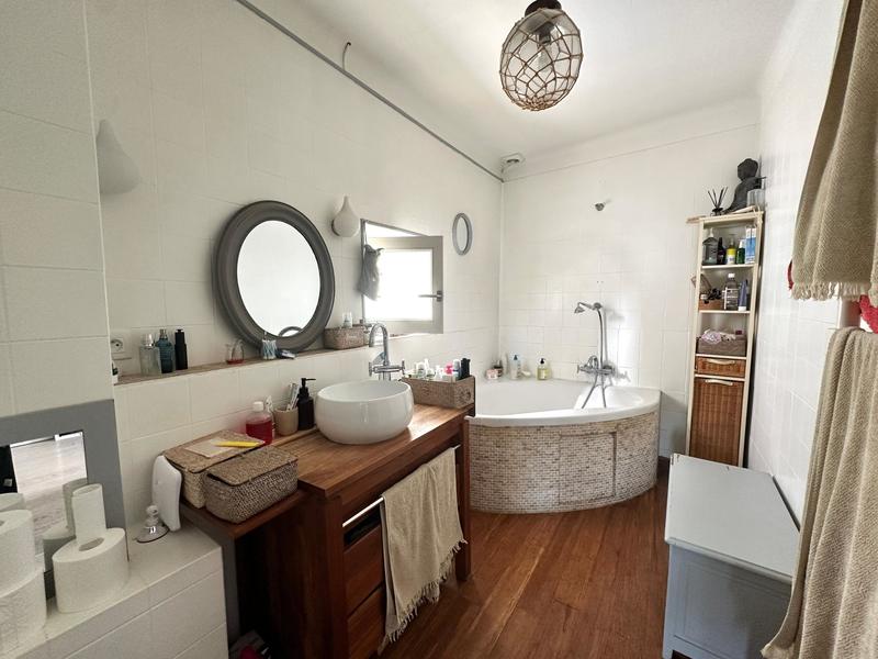 Maison de ville - 97 m² - 4 pièces