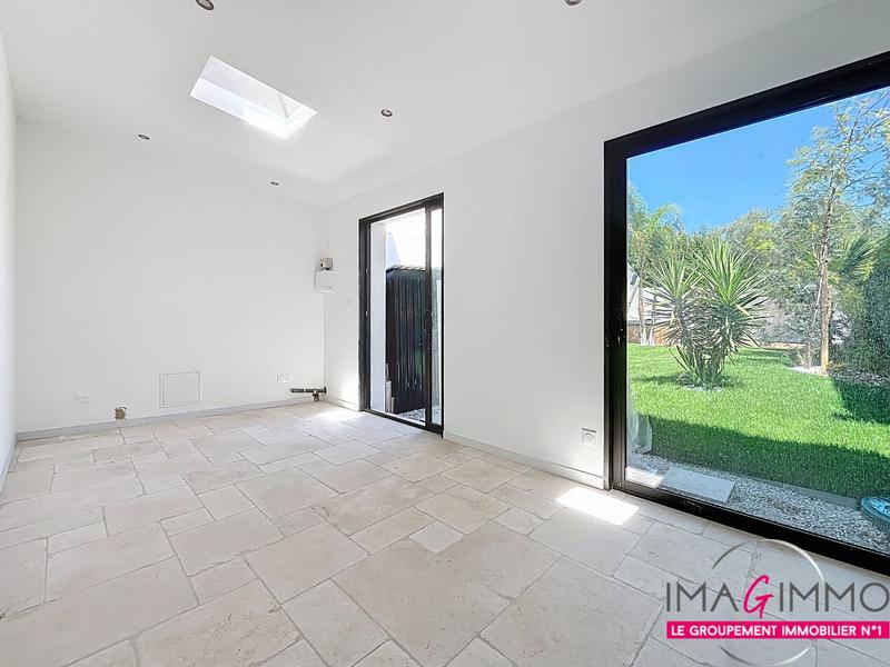 Maison - 98 m² - 4 pièces