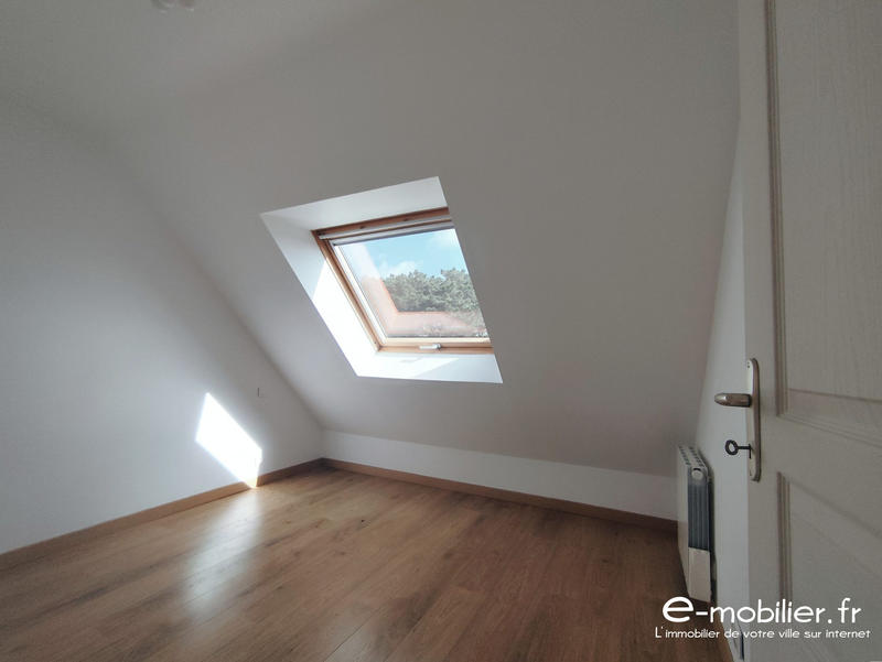 Maison - 80 m² - 5 pièces