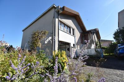 Maison - 142 m² - 5 pièces