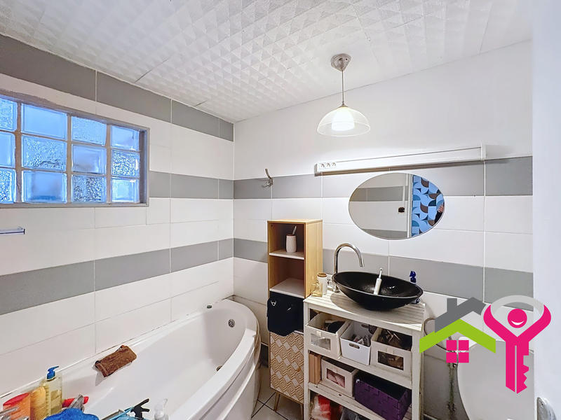 Maison - 110 m² - 4 pièces