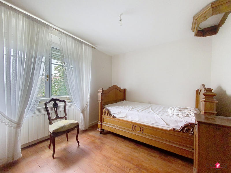 Maison - 102 m² - 4 pièces