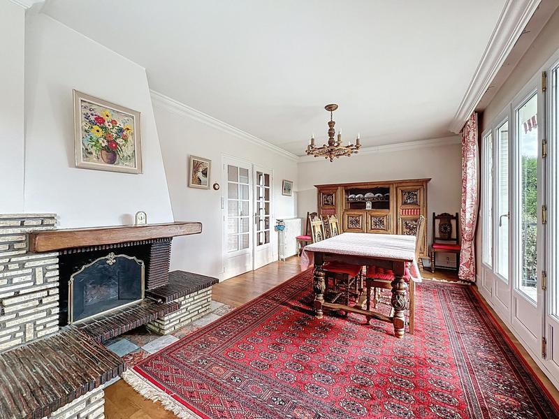 Maison - 89 m² - 5 pièces