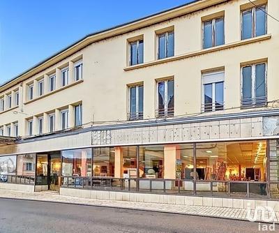 Local commercial - 1 700 m²