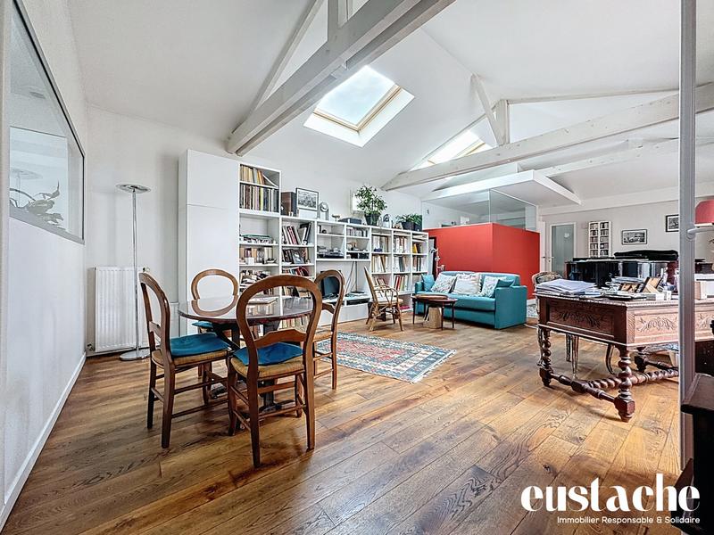 Loft - 74 m² - 3 pièces