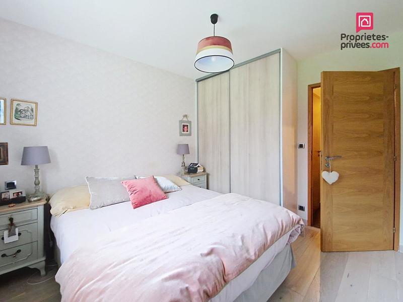 Maison - 110 m² - 6 pièces