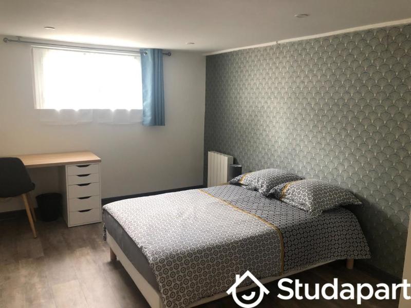 Chambre - 12 m² - 1 pièce