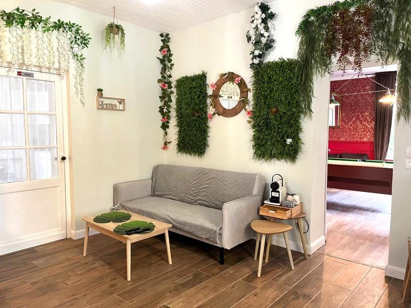 Maison ancienne - 432 m² - 15 pièces