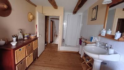 Maison - 390 m² - 13 pièces