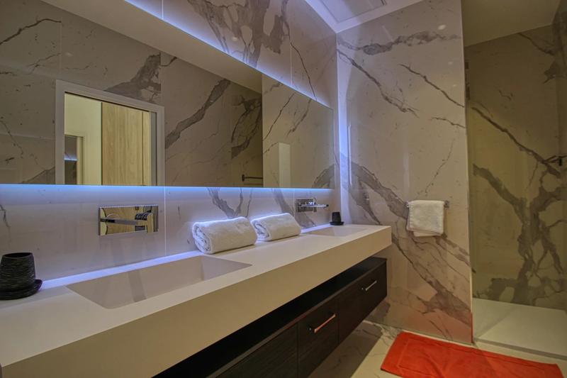 Villa - 350 m² - 8 pièces