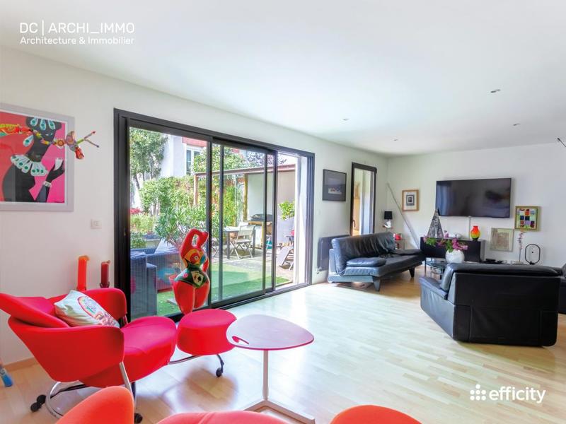 Maison - 190 m² - 7 pièces