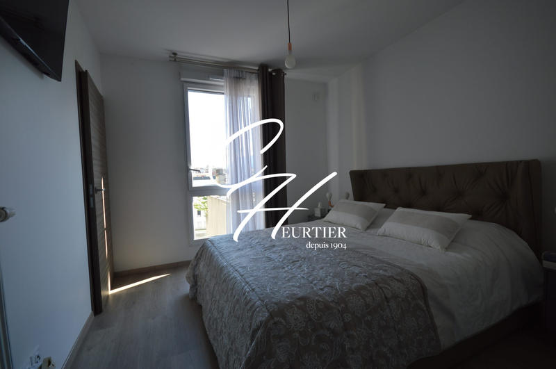 Appartement - 105 m² - 4 pièces