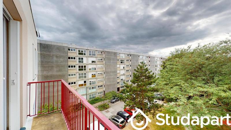 Chambre - 9 m² - 1 pièce