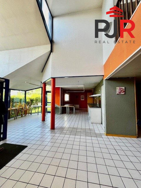 Local commercial - 900 m²