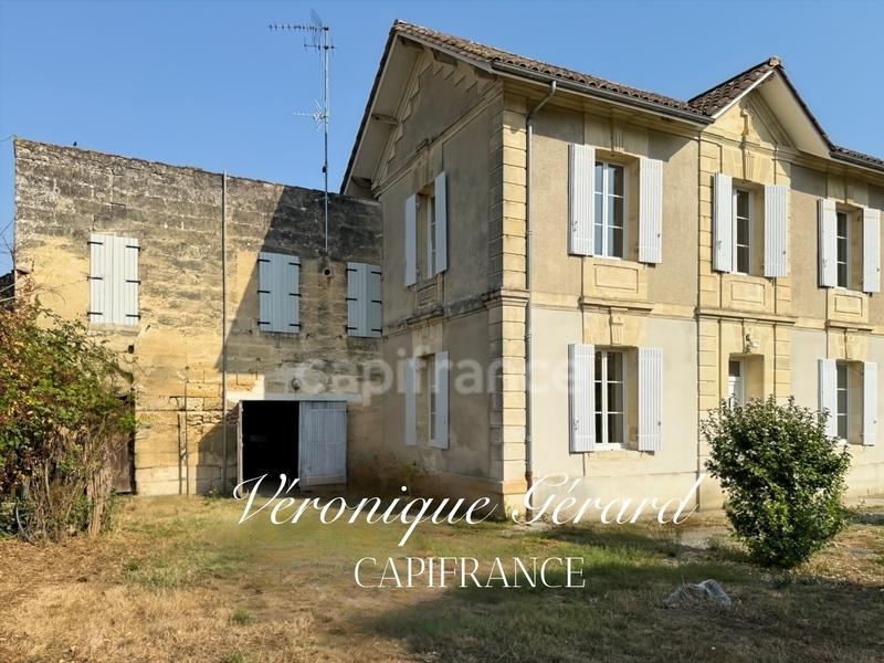 Maison en pierre - 179 m² - 8 pièces