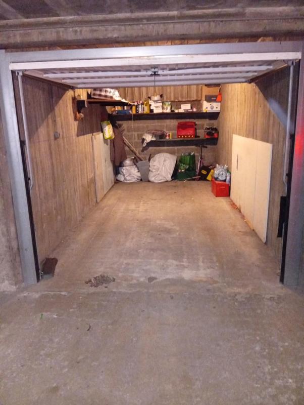 Parking / Garage - 13 m²