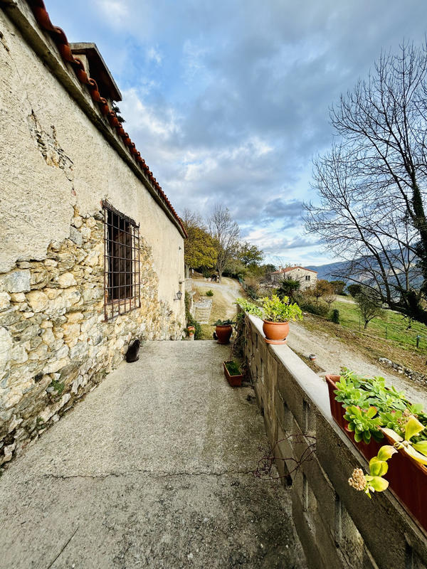 Mas - 230 m² - 14 pièces