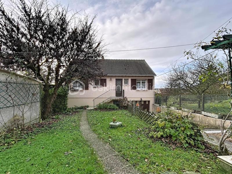 Pavillon - 90 m² - 4 pièces