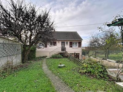 Pavillon - 90 m² - 4 pièces