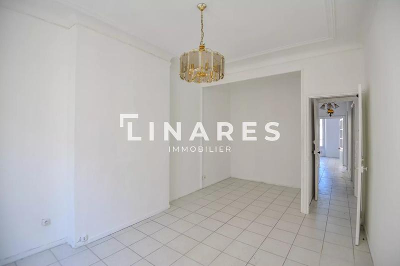 Appartement - 77 m² - 3 pièces