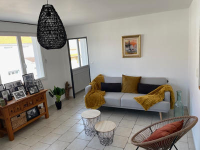 Appartement - 100 m² - 5 pièces