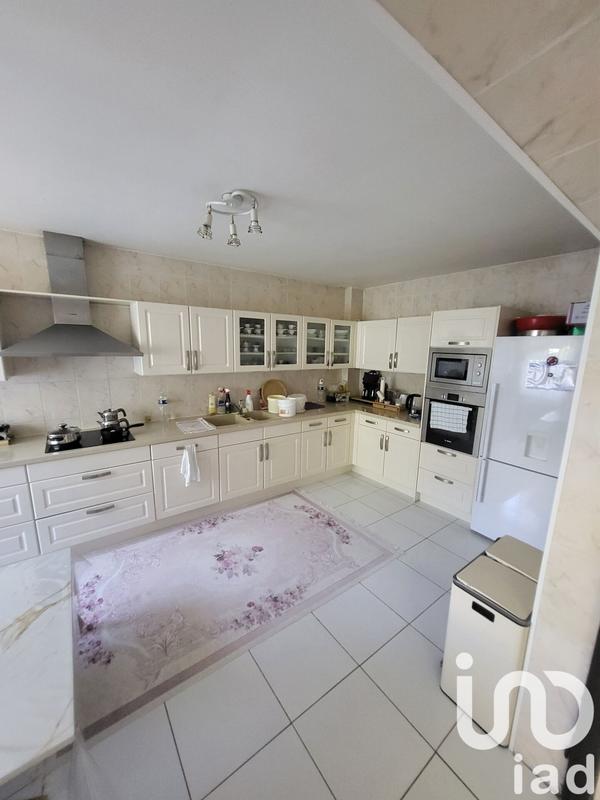 Maison - 167 m² - 6 pièces